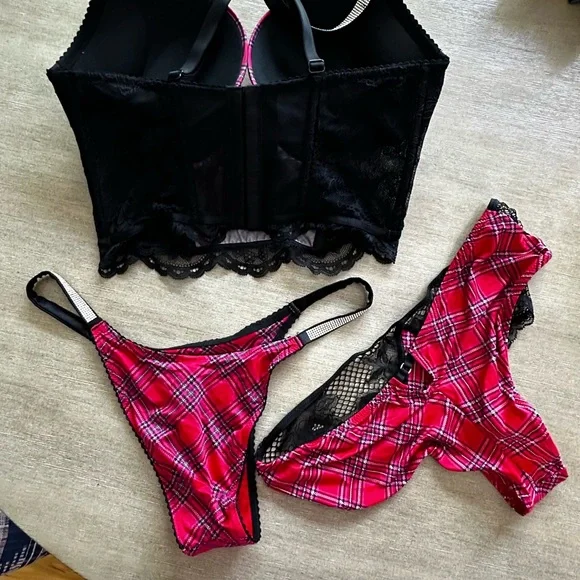 Victoria's Secret Red Plaid and Black Lace Bustier panty set of 3 34d/ medium - Picture 6 of 6